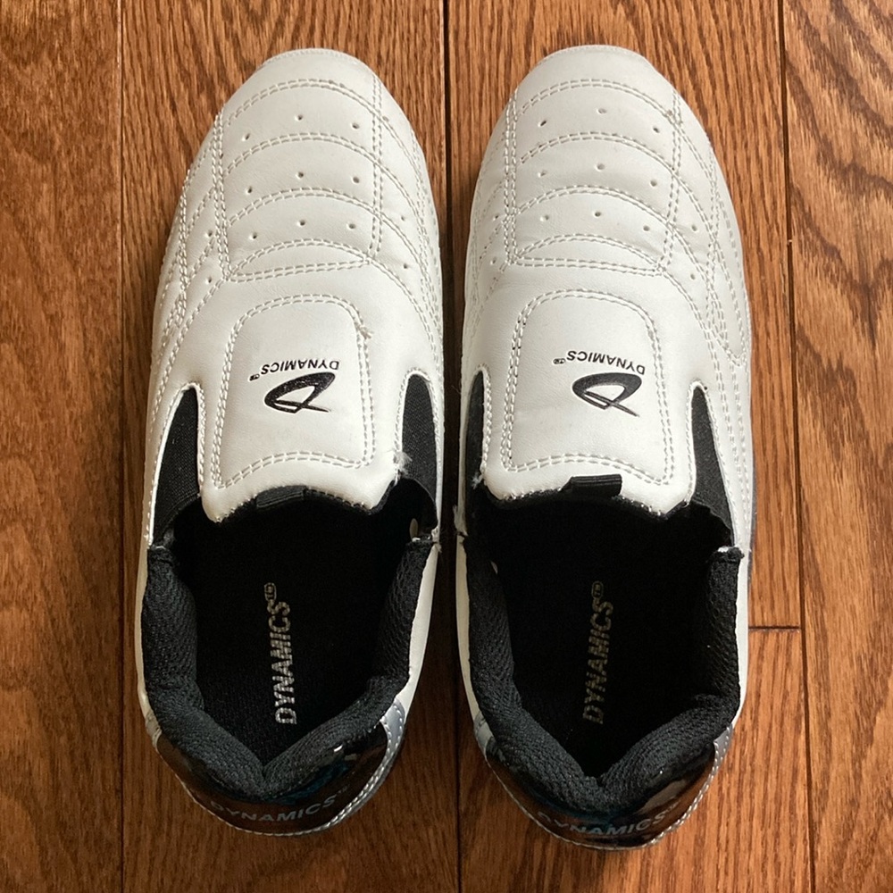 Dynamics youth size 11 white martial arts karate sneakers